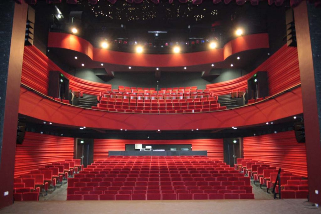 Salle Des Fetes Jean Ferrat Varennes Sur Seine